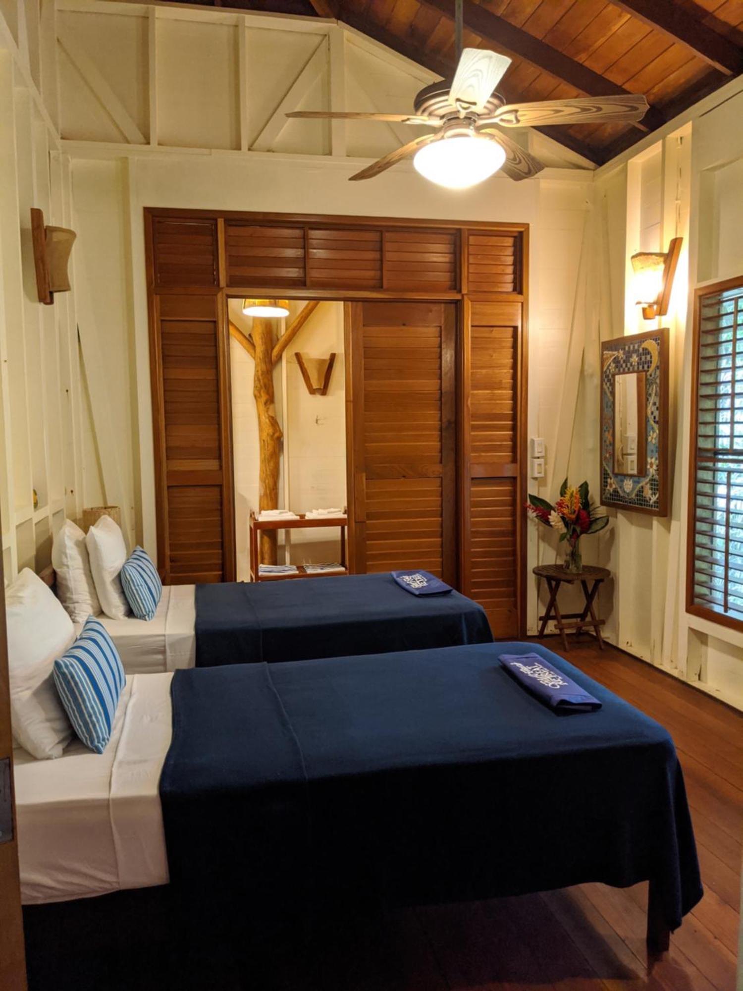 בוקס דל טורו Bluff Beach Retreat מראה חיצוני תמונה