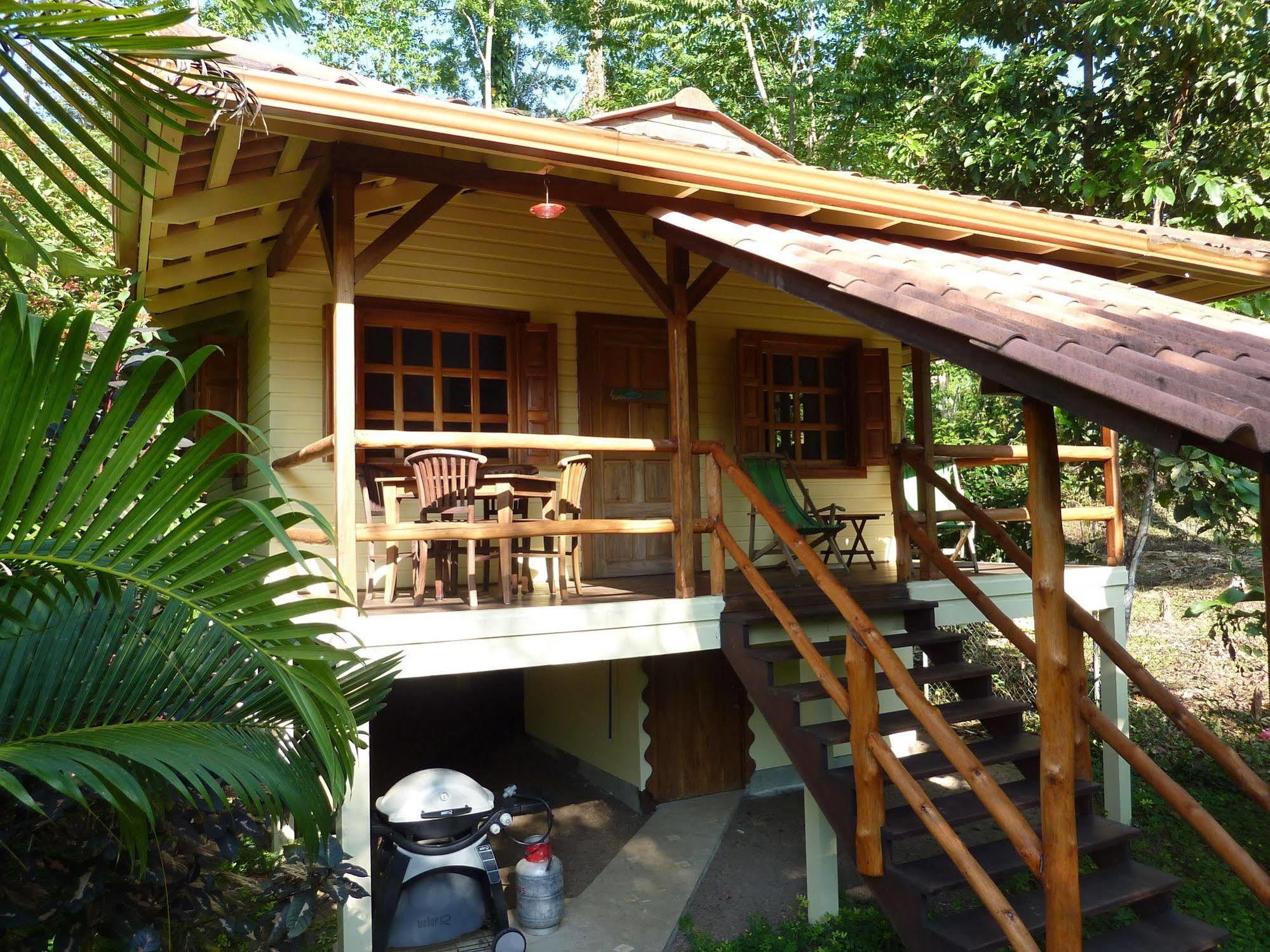 בוקס דל טורו Bluff Beach Retreat מראה חיצוני תמונה